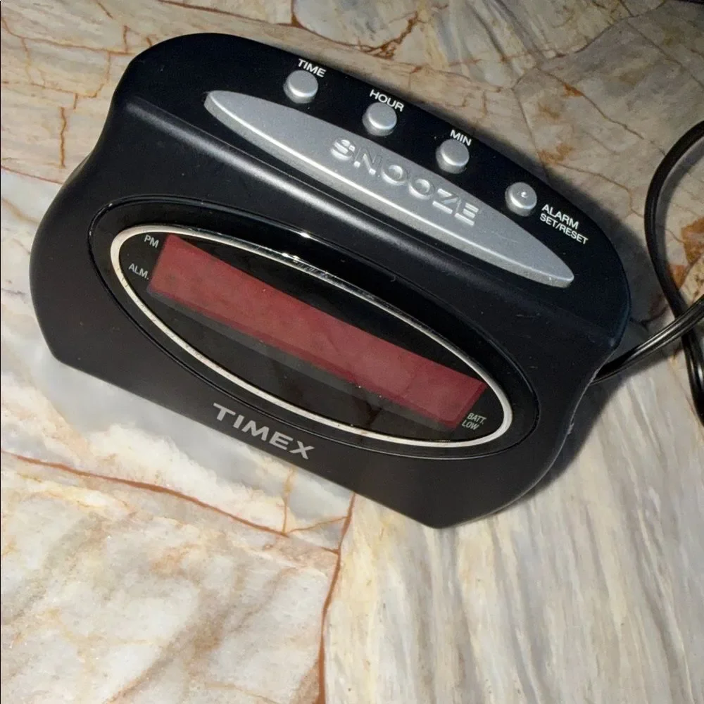 Timex T101 Extra Loud Digital Alarm Clock Black Red LED Display Snooze AC Power